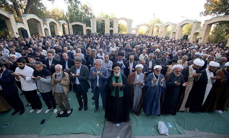 اقامه نماز باران در همدان