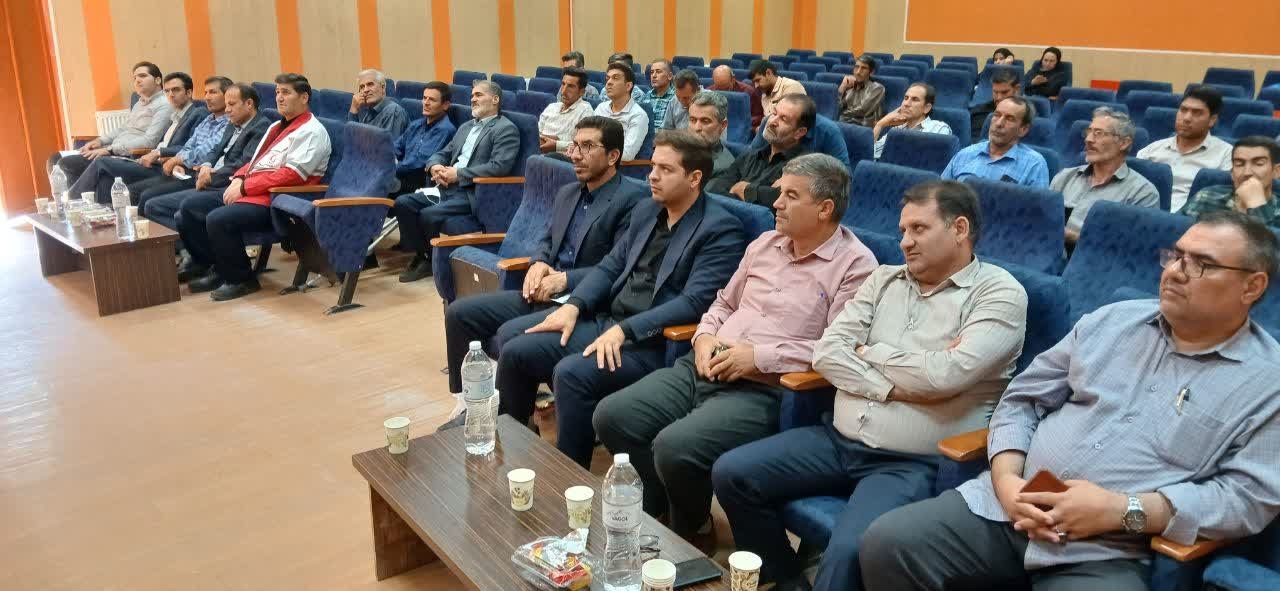 نصب 885 دستگاه انواع کنتور بر روی چاه های مجاز اسداباد