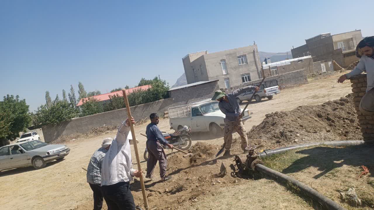 دومین حلقه چاه غیرمجاز در ملایر به‌صورت توافقی پر و مسلوب‌المنفعه شد